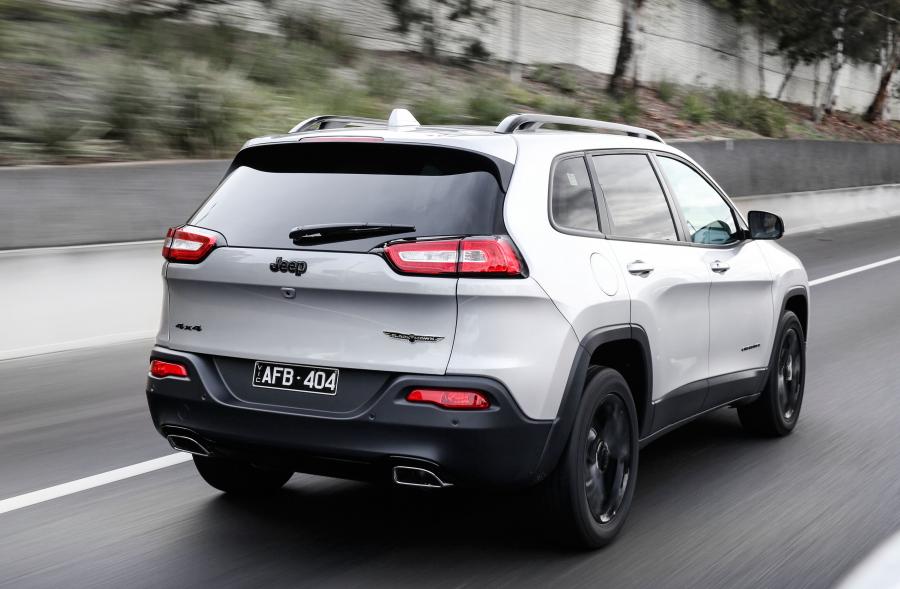  Jeep Cherokee Blackhawk 2015 года  (фото 6 из 6)